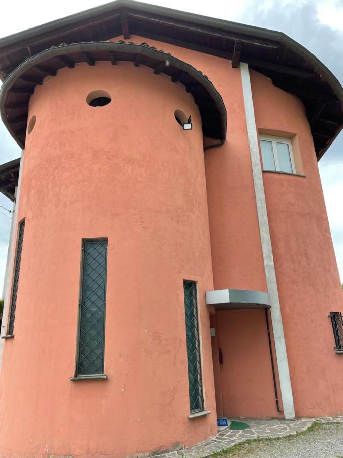 Casa Azzurra Camere Serravalle Sesia Ngoại thất bức ảnh