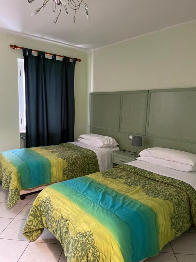 Casa Azzurra Camere Serravalle Sesia Ngoại thất bức ảnh